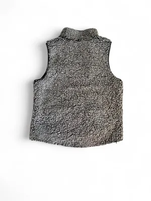 Thread & Supply Gray Plush Sherpa Fleece Vest (Medium) thumbnail 4
