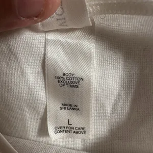 Victoria’s Secret Women’s White Cami Tank Top Size Large Adjustable Straps thumbnail 7