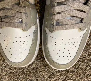 Air Jordan 1 Mid ‘College Grey’ thumbnail 5