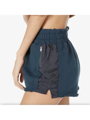 FREE PEOPLE MOVEMENT Half Way There Shorts! Women’s M! Navy on navy! Like new! thumbnail 5