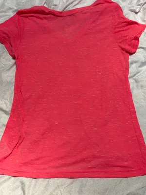 Adidas pink tshirt  thumbnail 4