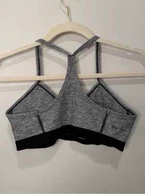 Outdoor Voices Gray Heather Racerback Sports Bra Small V-Neck Keyhole Cutout thumbnail 3