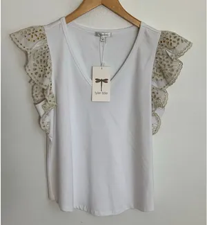 Tyler Boe Flutter Sleeve shirt size‎ medium thumbnail 1