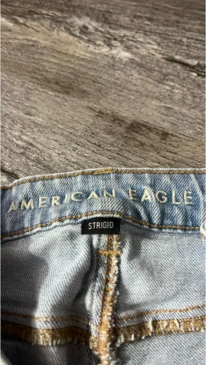 American Eagle Jeans thumbnail 2