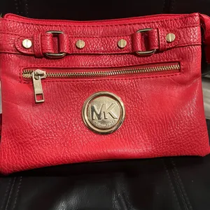 Michael Kors Red Zip Pouch crossbody thumbnail 2