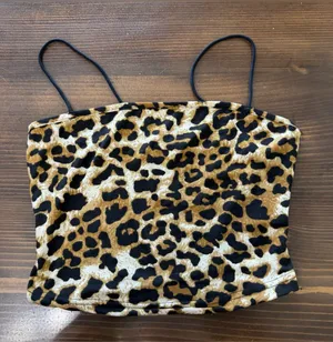 SheIn Leopard print cropped tank thumbnail 1