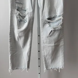 Madewell sz 26 The Momjean Light Wash Distressed High Rise‎ Denim Jeans Preppy thumbnail 3