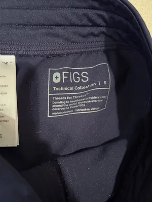 FIGS Scrubs Set thumbnail 3