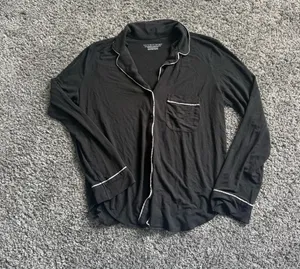 Victoria's Secret Black Tee with White Logo Print thumbnail 2