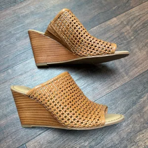 Franco Sarto Tan‎ Sandals Size 5.5 thumbnail 2