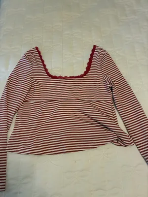 Urban Outfitters Top thumbnail 2