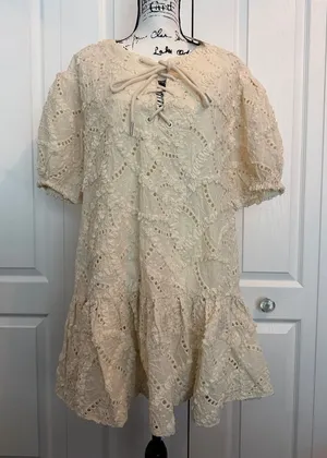 Arose Studio Cream Eyelet Lace Tie-Neck Puff Sleeve Dress thumbnail 1