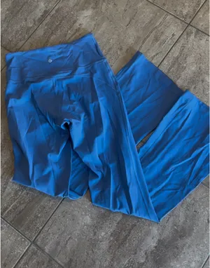 Lululemon periwinkle groove flare leggings thumbnail 2