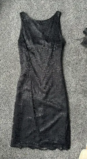Dress thumbnail 2