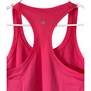 Lululemon Swiftly Tech‎ Racerback Tank 2.0 Race Lipgloss Women's Size 4 thumbnail 4