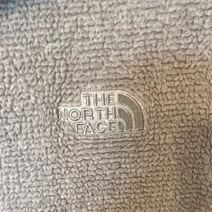 The North Face Women's Light Gray Teddy Fleece Full-Zip Jacket thumbnail 3