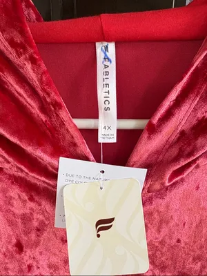 NWT Fabletics Crushed Velour Zip Front Hoodie Strawberry Size 4X thumbnail 4
