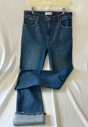 Abercrombie & Fitch The 70's Vintage Flare Ultra High Rise Denim Jeans Size 31 thumbnail 1