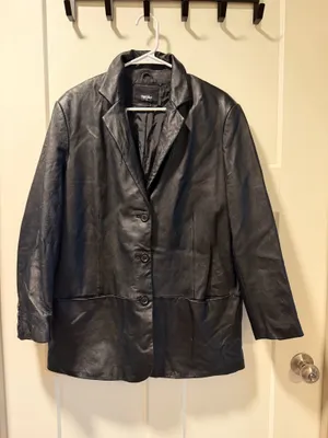 Mossimo Supply Co Women’s leather jacket thumbnail 1