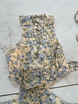 ASTR The Label Yellow Floral Cut Out Mini Dress Size Small thumbnail 4