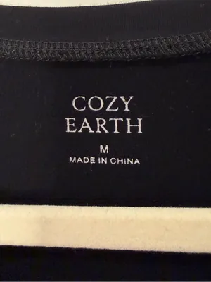 Cozy Earth Black Long Sleeve Crewneck Pullover Top Womens Size Medium thumbnail 2