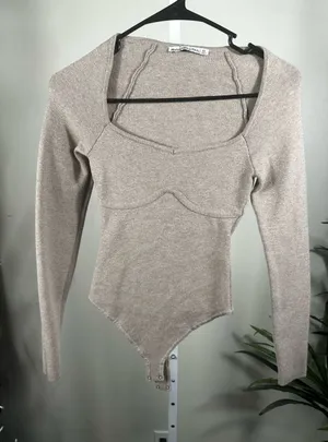 N279. Abercrombie & Fitch Beige/Taupe Long-Sleeve Square Neck Bodysuit thumbnail 1