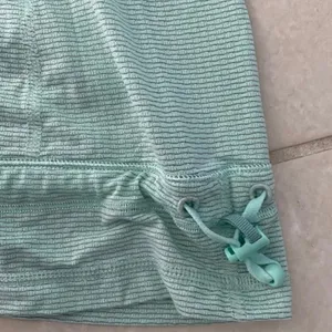 Lululemon Mint Green Racerback Tank Top Sz 8 thumbnail 11