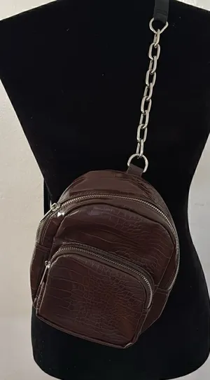 Wild Fable Brown faux leather crossbody EUC thumbnail 1