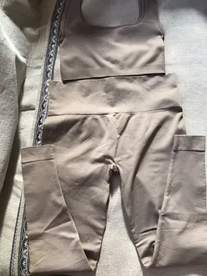 Set Active Leggings & Matching Bra thumbnail 4