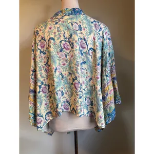 Do Everything In Love Floral Paisley tie top kimono‎ Yellow Blue One Size boho whimsi flowy crop shirt thumbnail 5