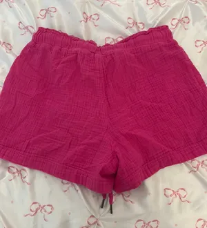 Pink gap shorts thumbnail 1