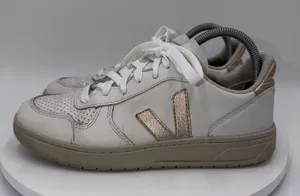 Veja V-10 White Metallic‎ Gold Leather Low Top Women's Sneakers Shoe Size 39/8 thumbnail 1