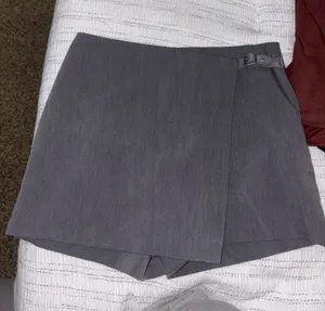 H&M Skort thumbnail 1