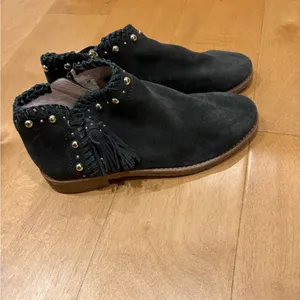 Kate Spade Bowie suede ankle booties boots stud tassel details olive green 7.5 thumbnail 2