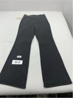 Universal Threads Womans NWT Flare High Rise Black Jeans Size 2 Short thumbnail 2