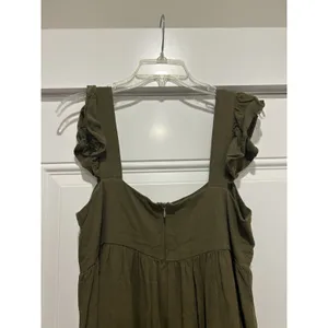 Women’s Olive Green Midi dress Sz Medium pockets Prairie Cottagecore Boho Ruffle thumbnail 4