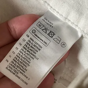 H&M white mid rise cut off‎ denim jean shorts 4 thumbnail 4