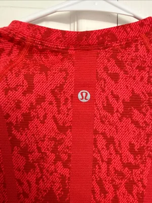 🍋 LULULEMON Swiftly Tech Short-Sleeve Shirt 2.0 Size 6 thumbnail 8