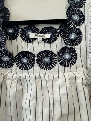 Madewell Embroidered Butterfly Dress in Stripe Size L thumbnail 4