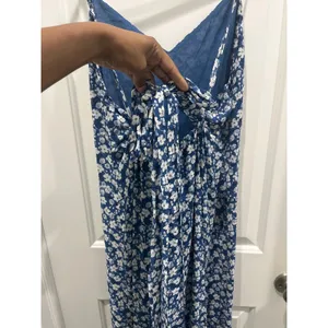 Reformation Dietrich Blue Floral Crepe Midi Dress Sz 4 thumbnail 8