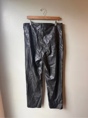 Old Navy High-Rise OG Loose Faux Leather Pants Size 14 Black thumbnail 5