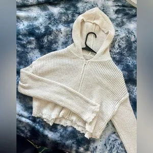 Cream Knit Hooded Sweater Size L thumbnail 1