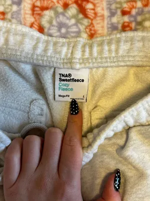 Aritzia Cargo Sweatpants thumbnail 3