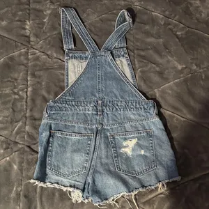 H&M Denim Distressed Short Overalls thumbnail 2