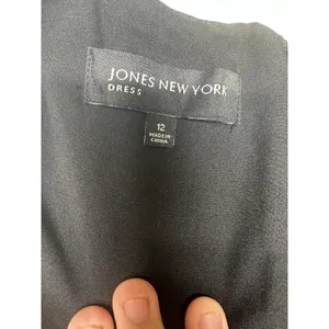 jones new york Woman’s Gray dress With Zipper Size 12 NWT thumbnail 4