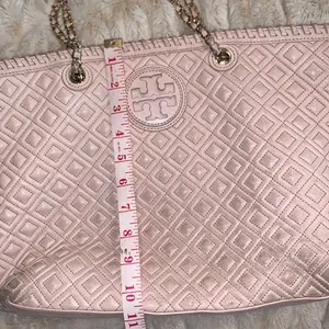 Tory Burch Beige Quilted Leather Marion Tote thumbnail 3