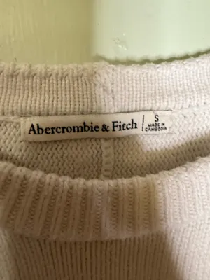Abercrombie & Fitch Madeline sweater crew Tee thumbnail 3