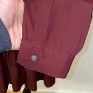 LOFT Burgundy Ruffle Peplum Hem Long-Sleeve Blouse Size Medium thumbnail 12