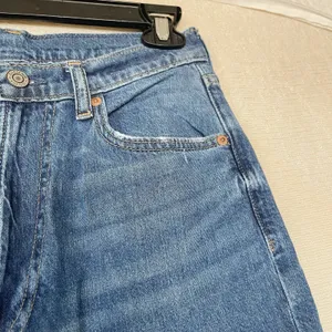 Gap 90s Loose High Rise Women's Blue Denim Jeans Straight Casual Y2K Sz 27 thumbnail 6