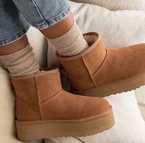 UGG Ultra Classic Mini Boots Women’s thumbnail 1